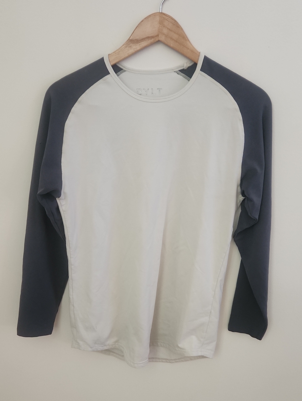 Bylt Mens Drop Cut Baseball Longsleeve Lux Shirt Small White And Slate Blue